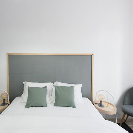 Gorgeous Brasov Flat With Patio And Mountain Viewsアパートメント エクステリア 写真