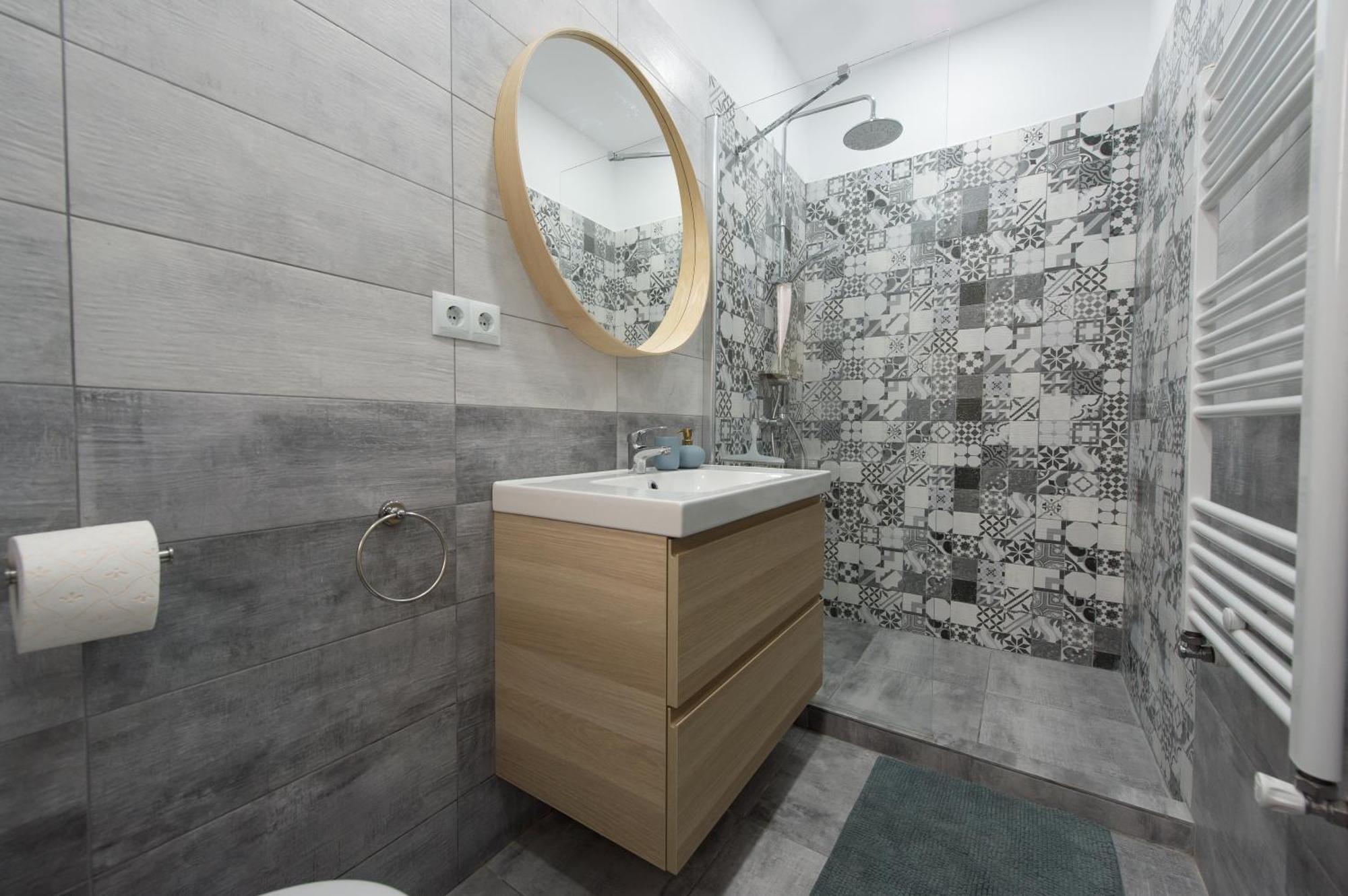 Gorgeous Brasov Flat With Patio And Mountain Viewsアパートメント エクステリア 写真
