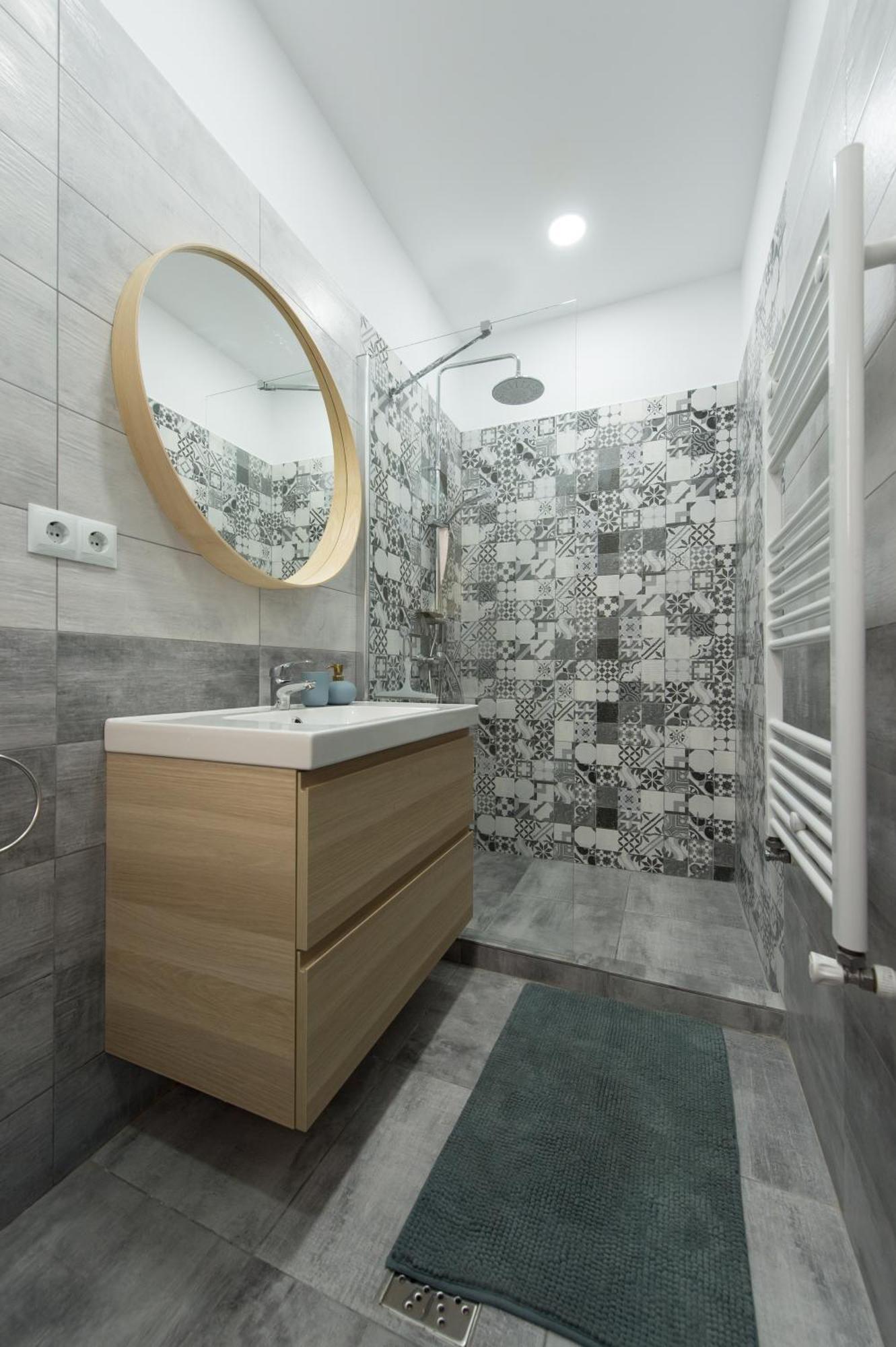 Gorgeous Brasov Flat With Patio And Mountain Viewsアパートメント エクステリア 写真
